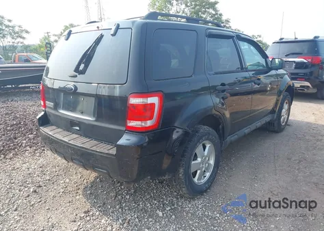 2012 Ford Escape Xlt z USA, uszkodzony, nr VIN 1FMCU9D79CKA89018